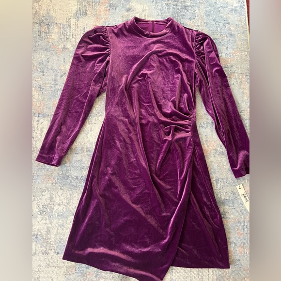 Purple velvet dress from clover and sloane . - Picture 2 of 3